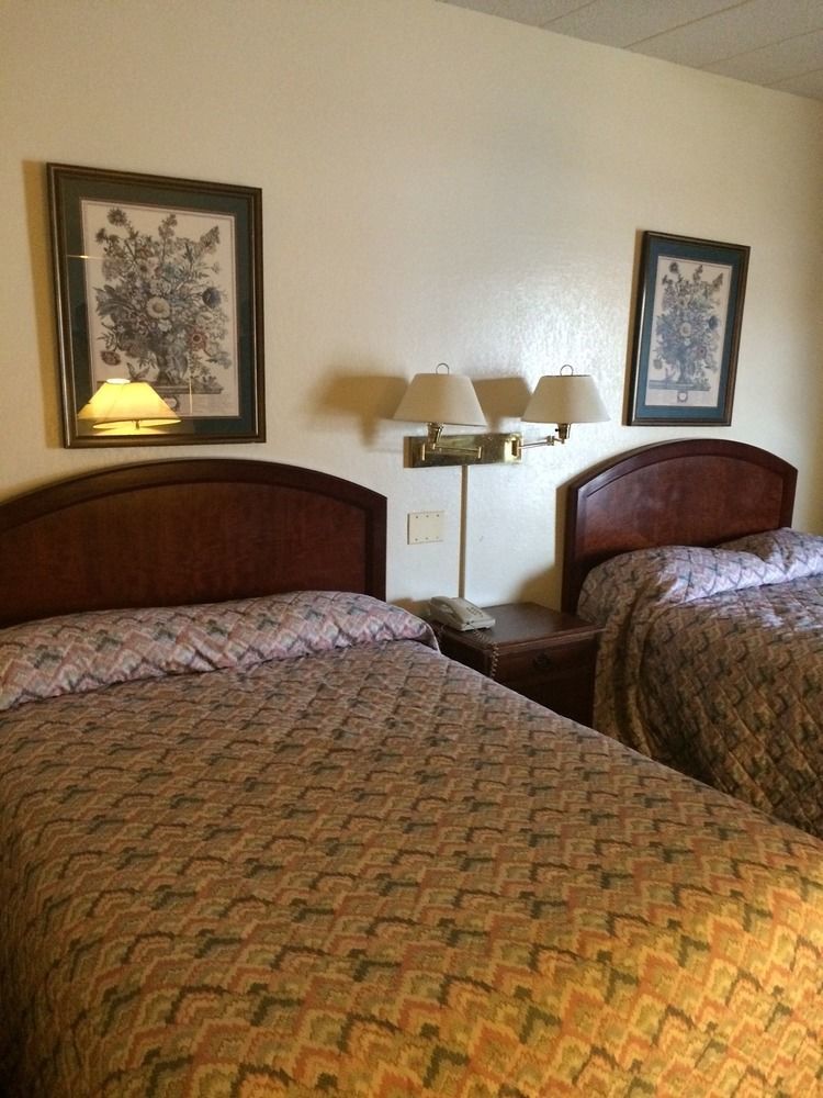 Diamond Inn & Suites Richmond Esterno foto