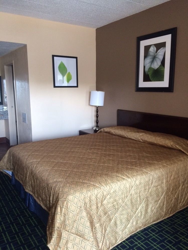 Diamond Inn & Suites Richmond Esterno foto