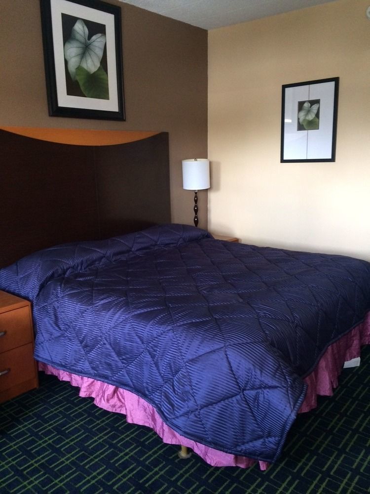 Diamond Inn & Suites Richmond Esterno foto