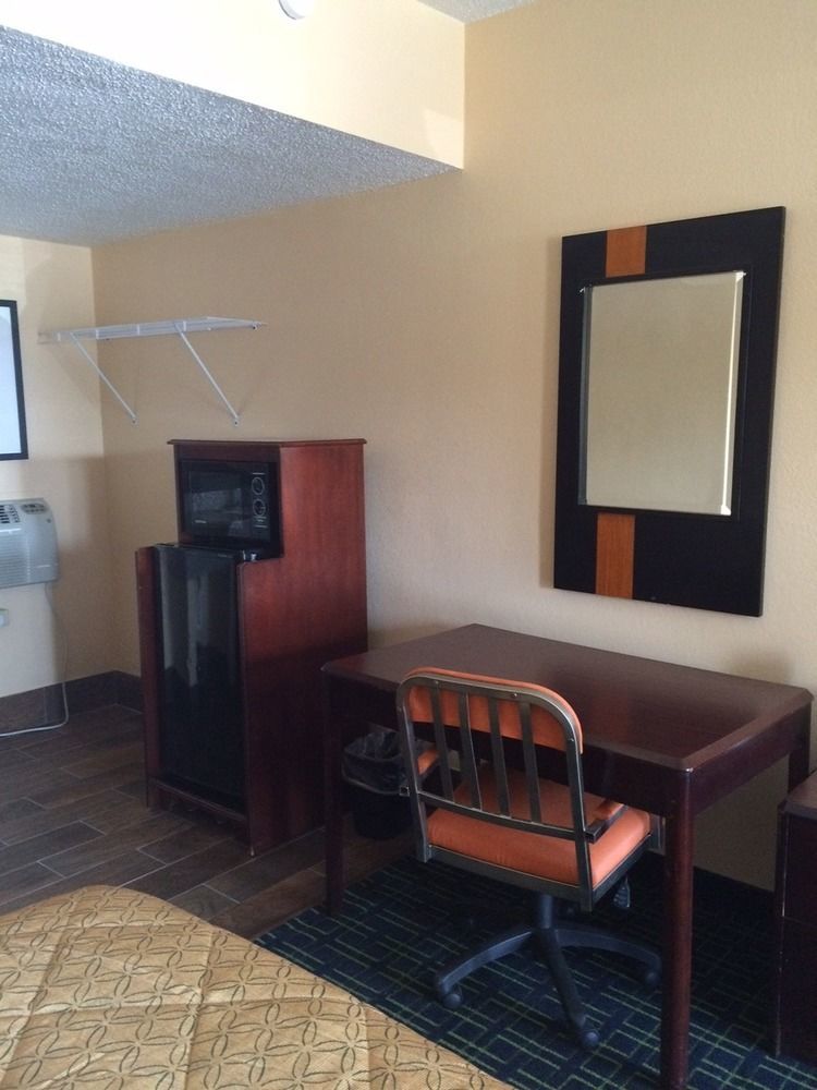 Diamond Inn & Suites Richmond Esterno foto